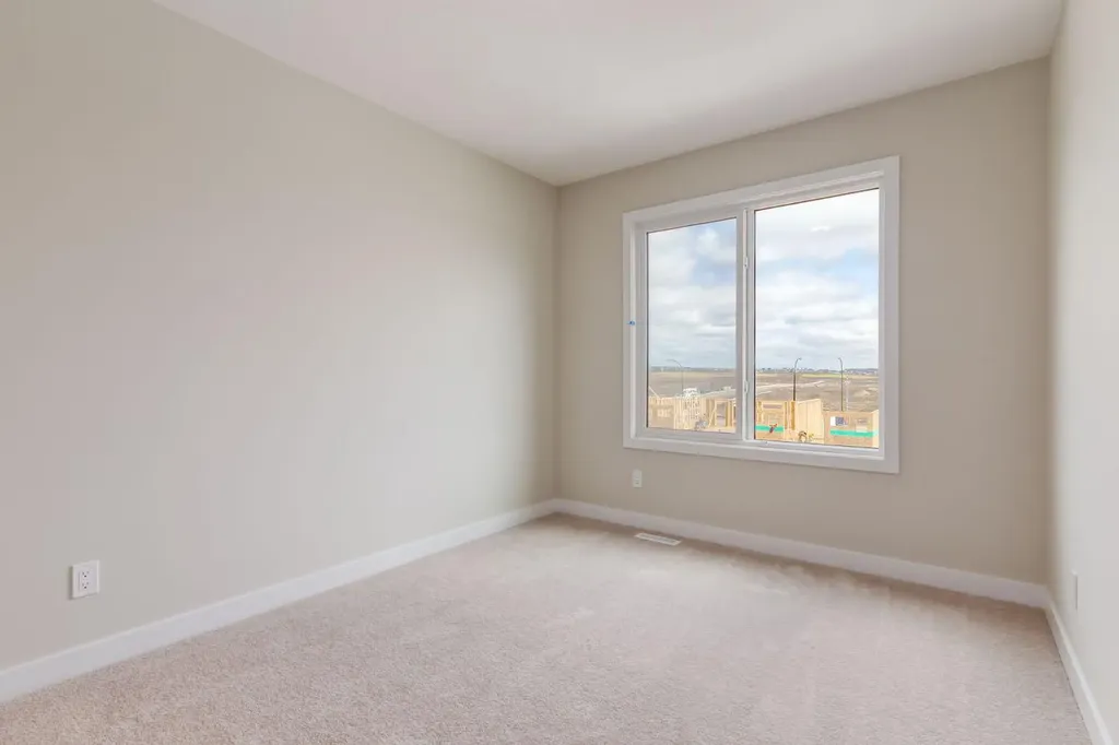 214 Sora Gardens SE Calgary AB T3S 0m7