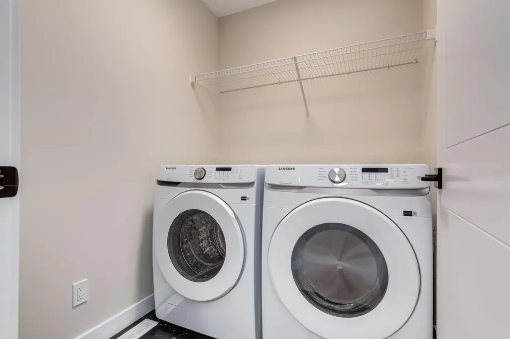 214 Sora Gardens SE Calgary AB T3S 0m7