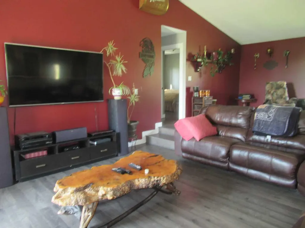 2230 Rainy Creek Road Highway Rural Lacombe County AB T0C 0J0