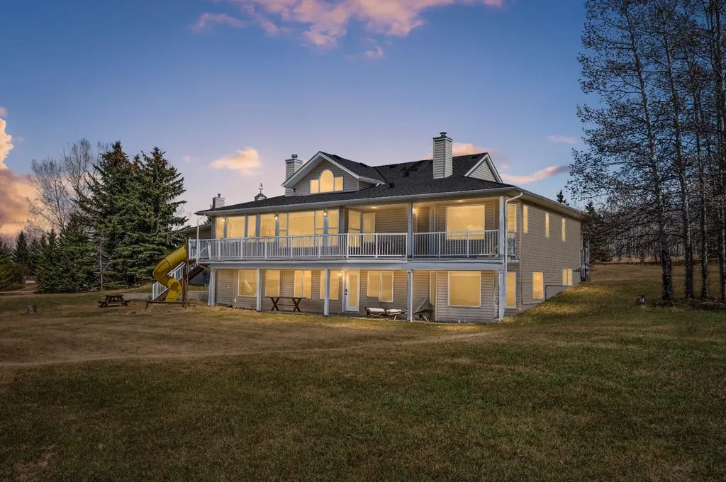 243222 Range Road 32 Rural Rocky View County AB T3Z 2E3