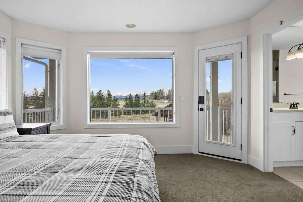243222 Range Road 32 Rural Rocky View County AB T3Z 2E3