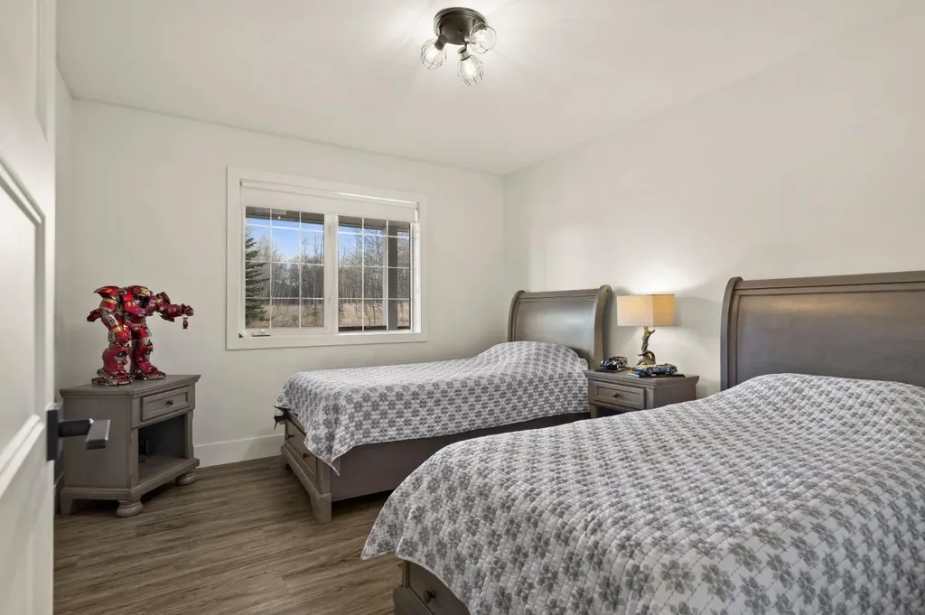 243222 Range Road 32 Rural Rocky View County AB T3Z 2E3