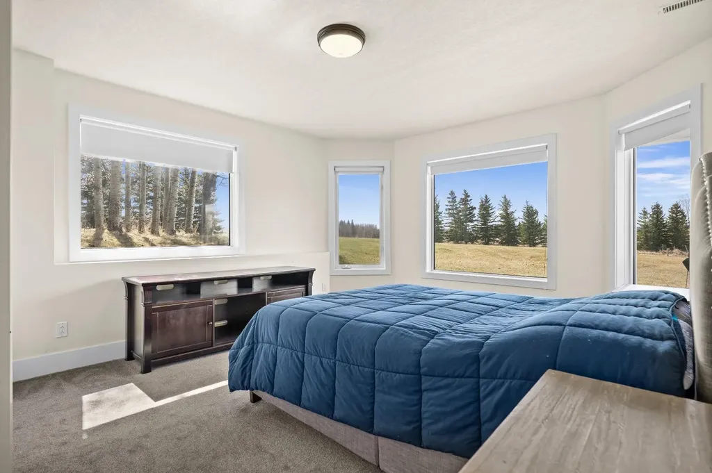 243222 Range Road 32 Rural Rocky View County AB T3Z 2E3
