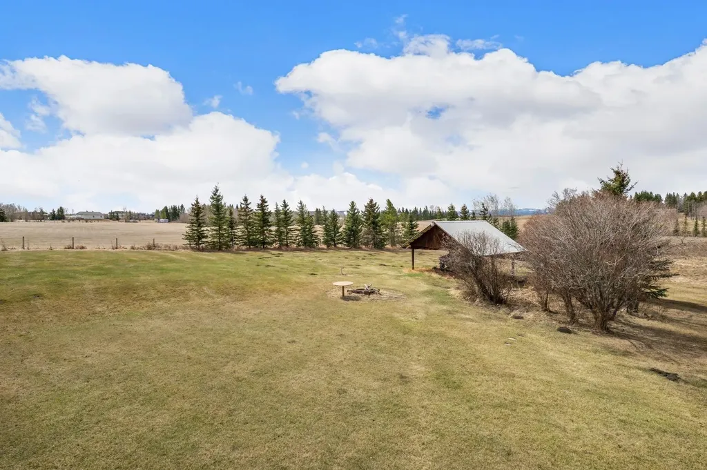 243222 Range Road 32 Rural Rocky View County AB T3Z 2E3