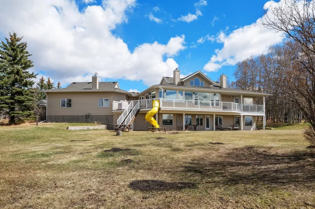 243222 Range Road 32 Rural Rocky View County AB T3Z 2E3