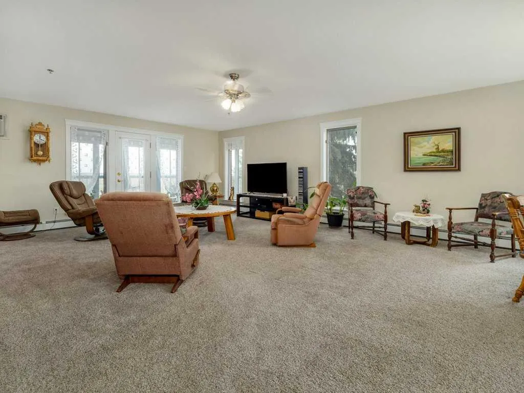20 3 Street S Lethbridge AB T1J 4P1