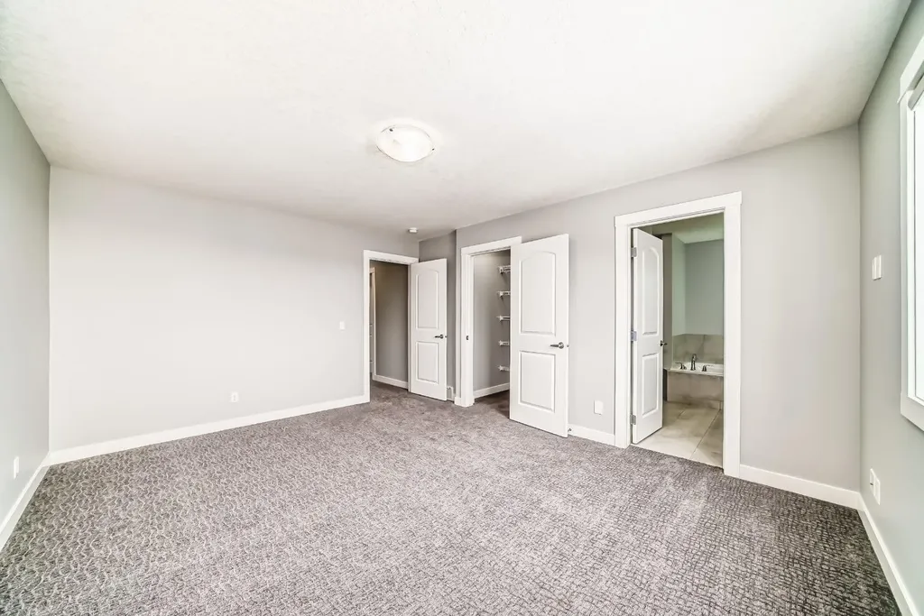 56 Nolanhurst Crescent NW Calgary AB T3R 0Z3