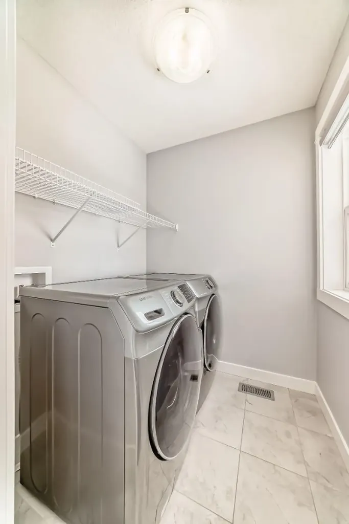 56 Nolanhurst Crescent NW Calgary AB T3R 0Z3