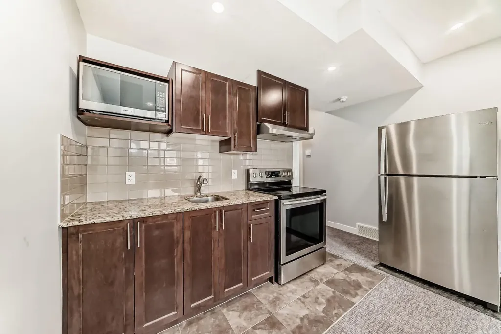 56 Nolanhurst Crescent NW Calgary AB T3R 0Z3