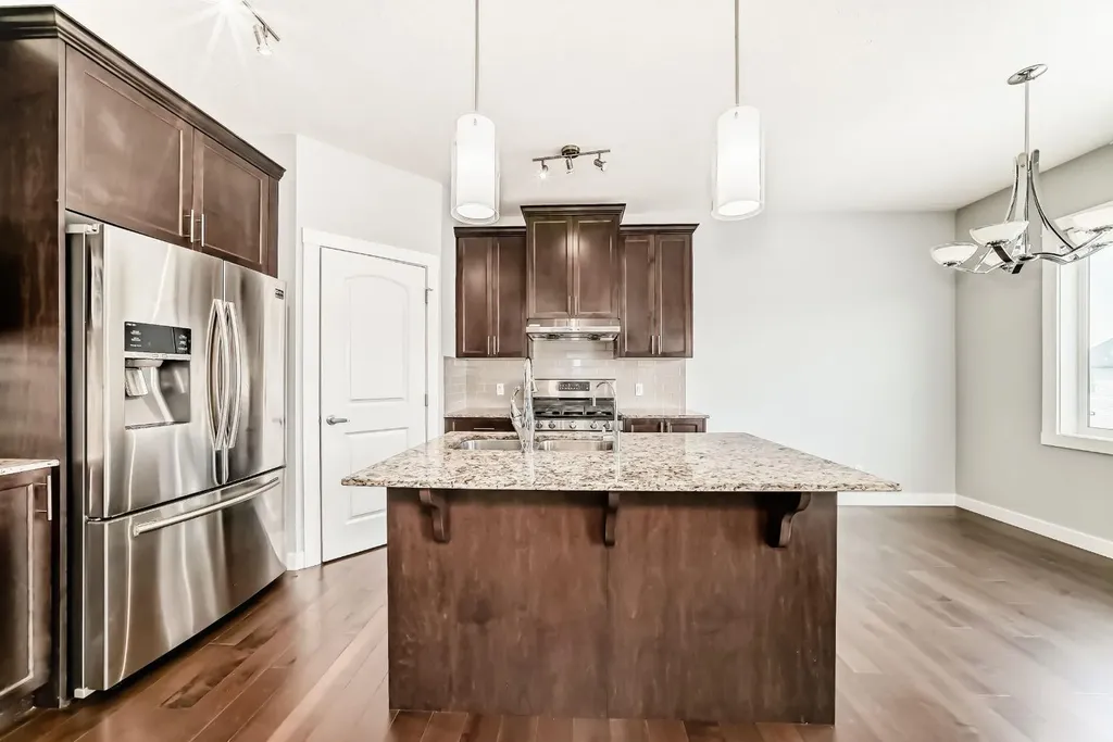 56 Nolanhurst Crescent NW Calgary AB T3R 0Z3