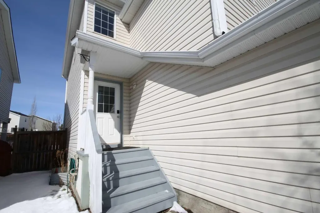 309 Bridleridge Way SW Calgary AB T2Y 4M5