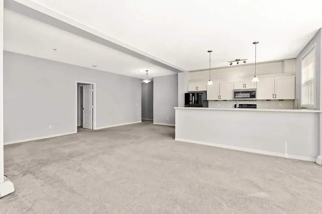 1 Crystal Green Lane Okotoks AB T1S 0C5