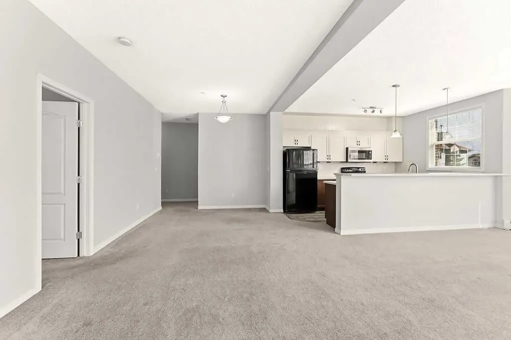 1 Crystal Green Lane Okotoks AB T1S 0C5