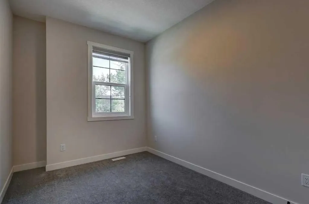 1208 5 Street NE Calgary AB T2E 0Z7