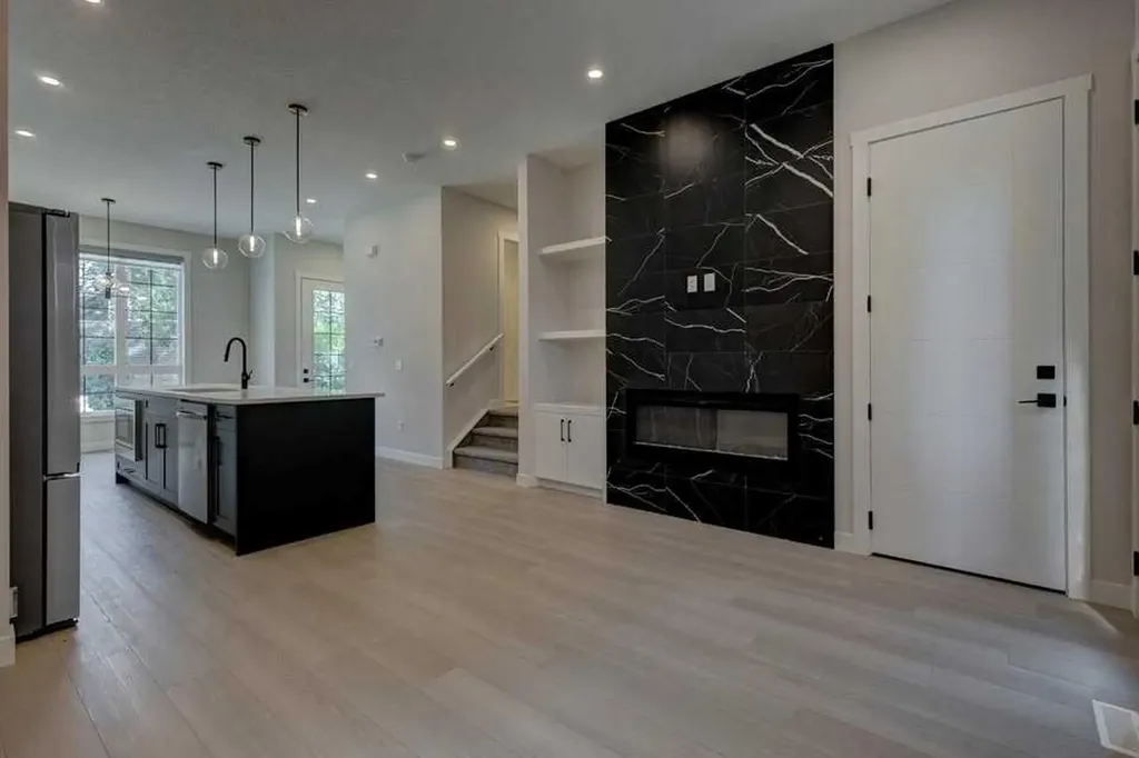 1204 5 Street NE Calgary AB T2E 0Z7