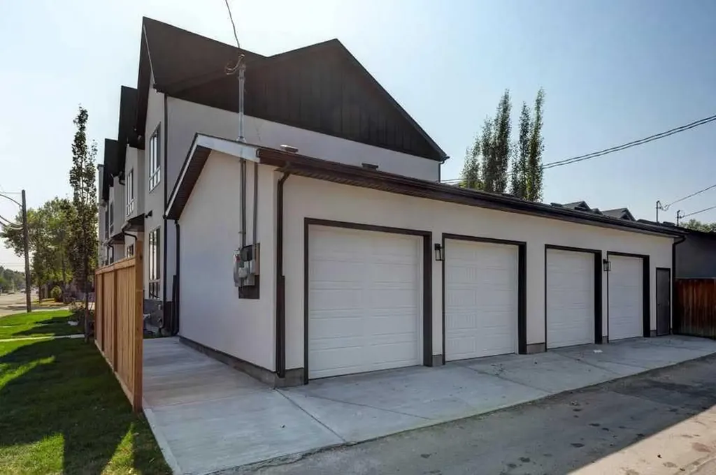 1204 5 Street NE Calgary AB T2E 0Z7