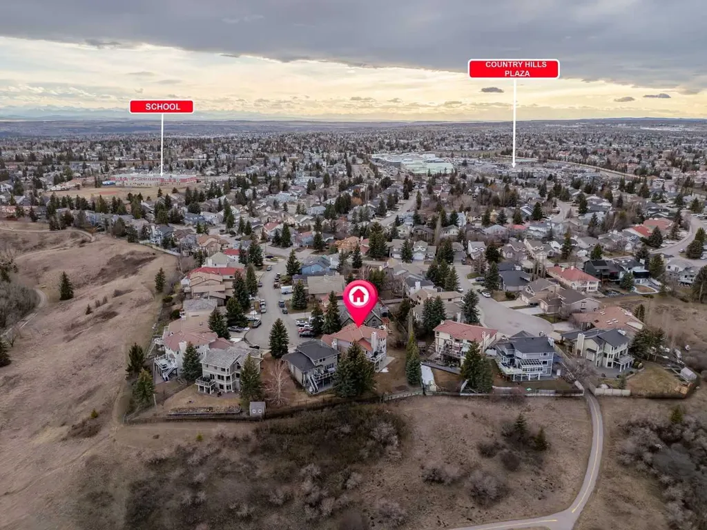 47 Edgeridge Court NW Calgary AB T3A 4P1