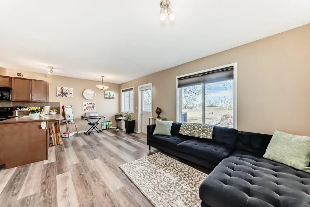 800 Yankee Valley Boulevard SE Airdrie AB T4A 2L3