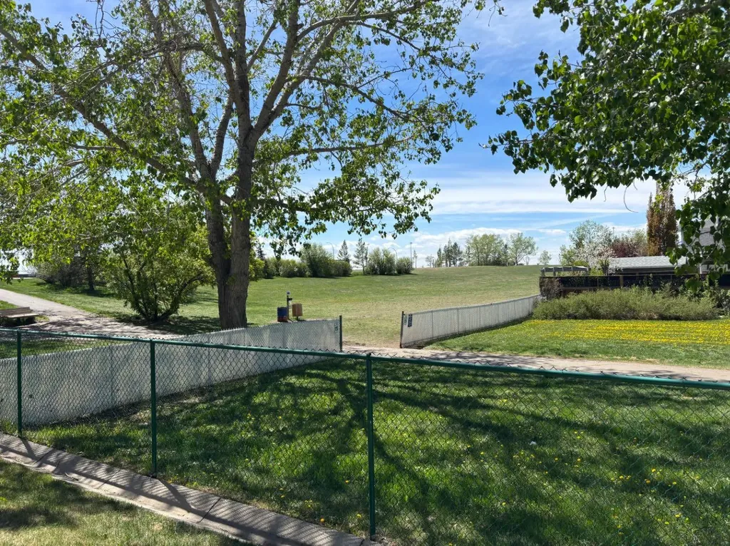 800 Yankee Valley Boulevard SE Airdrie AB T4A 2L3