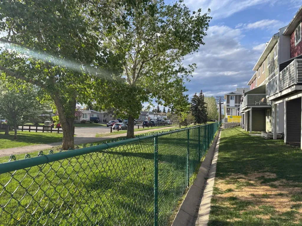 800 Yankee Valley Boulevard SE Airdrie AB T4A 2L3