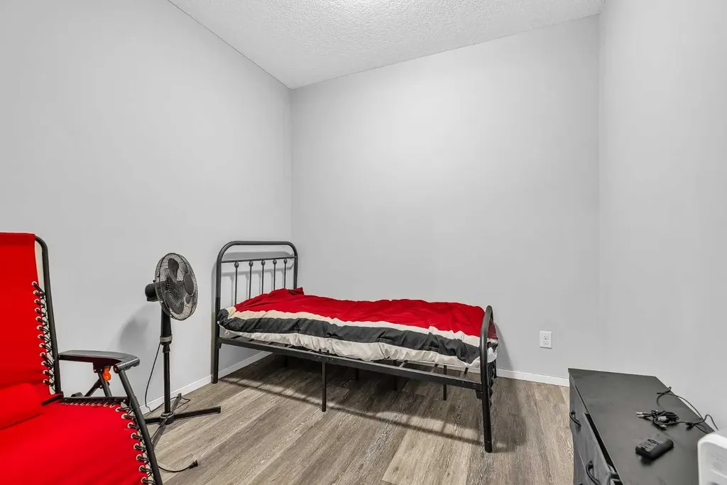 4641 128 Avenue NE Calgary AB T3N 1T2