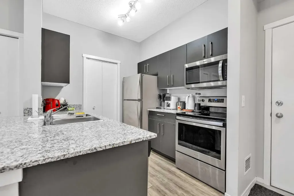4641 128 Avenue NE Calgary AB T3N 1T2