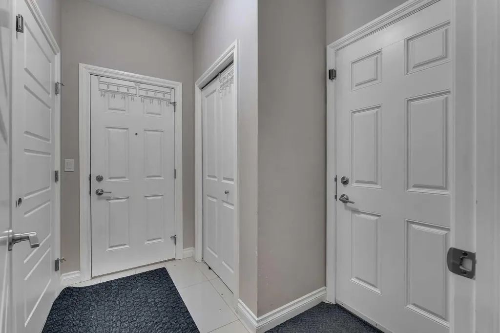 28 Saddlelake Common NE Calgary AB T3J 0W2