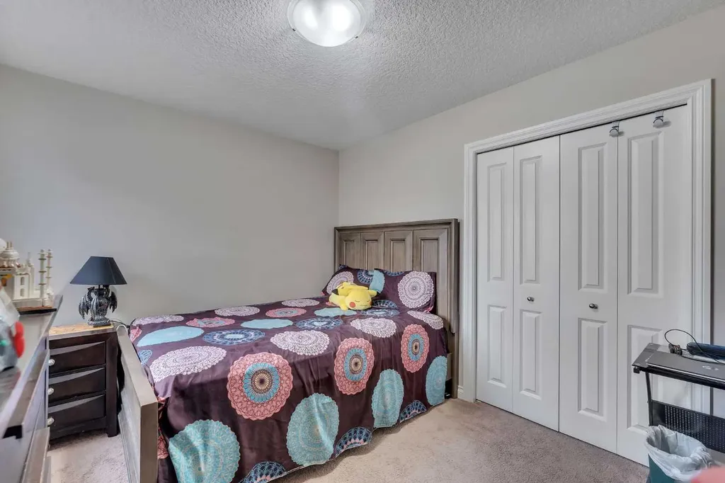 28 Saddlelake Common NE Calgary AB T3J 0W2