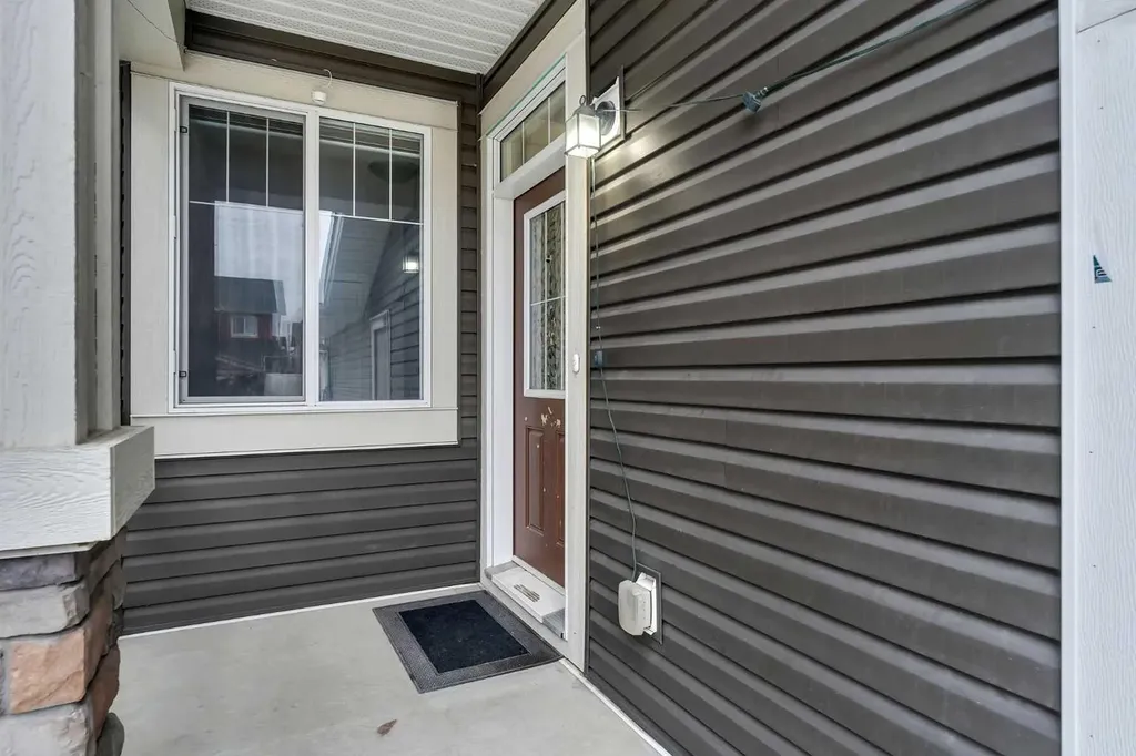 28 Saddlelake Common NE Calgary AB T3J 0W2