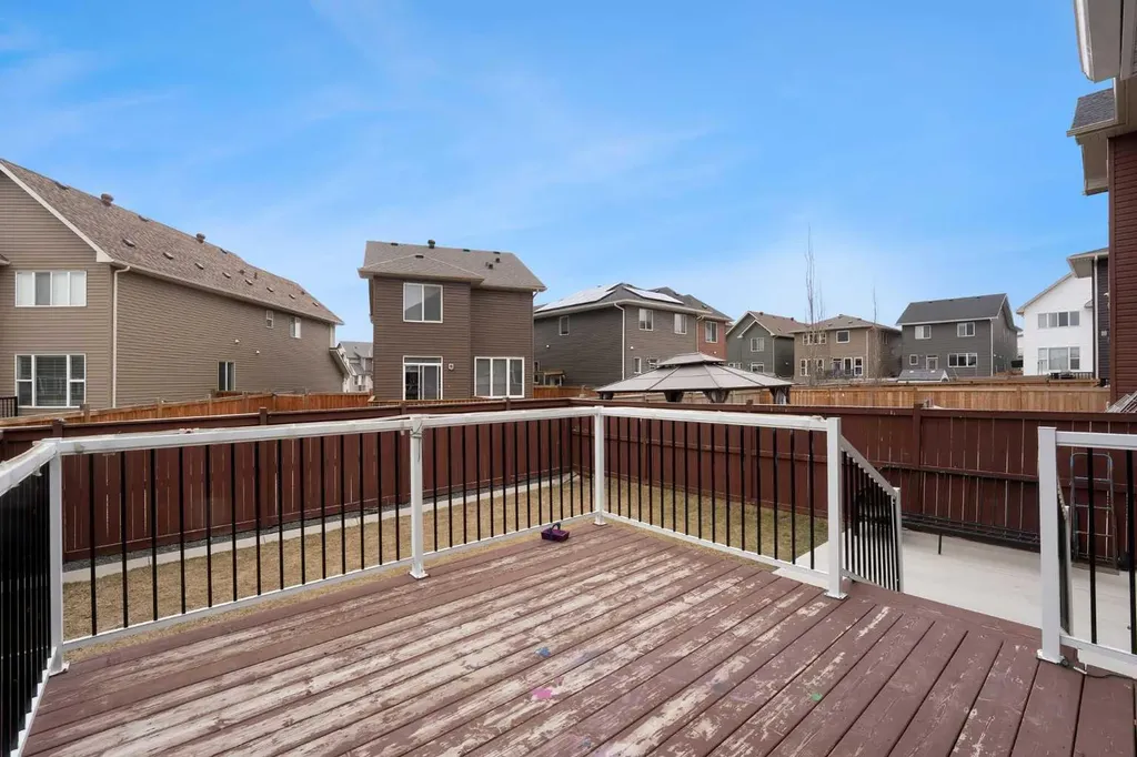 28 Saddlelake Common NE Calgary AB T3J 0W2
