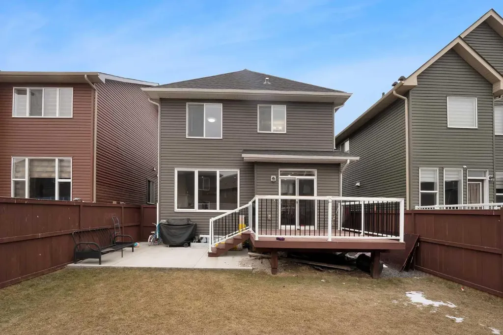 28 Saddlelake Common NE Calgary AB T3J 0W2