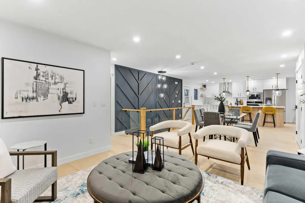 1731 111 Avenue SW Calgary AB T2W 1R6