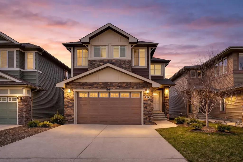 85 Evansborough Way NW Calgary AB t3p 0m6