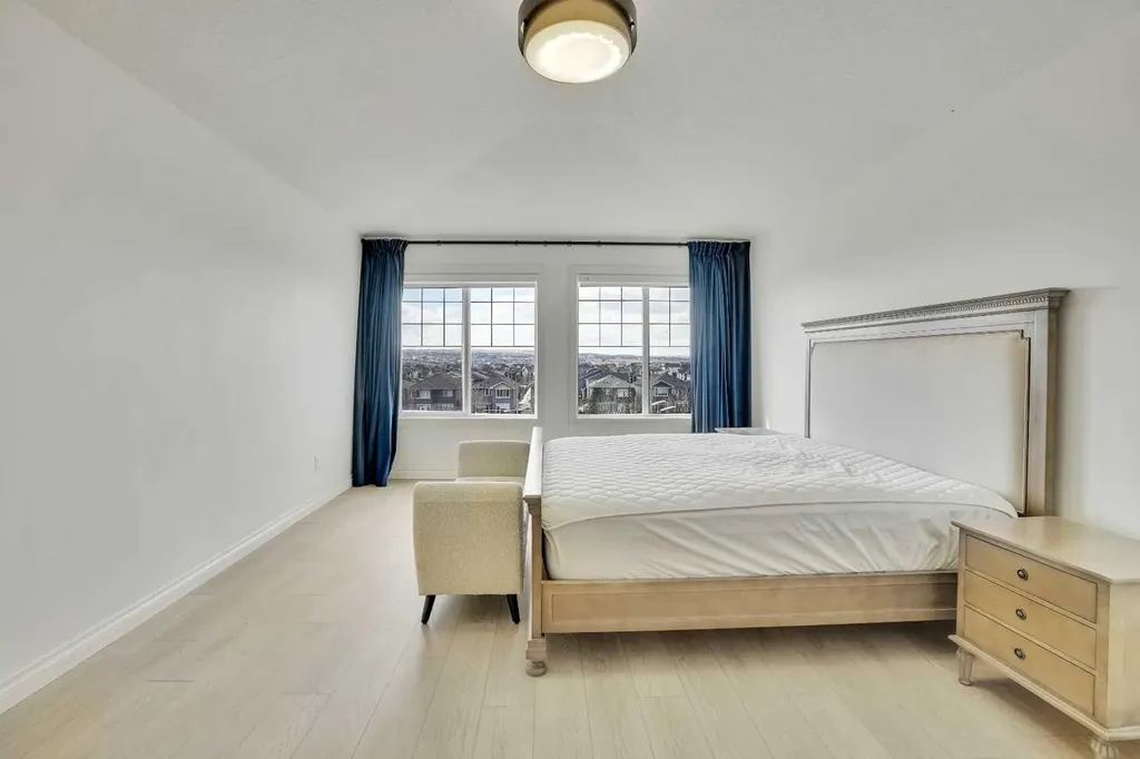 85 Evansborough Way NW Calgary AB t3p 0m6