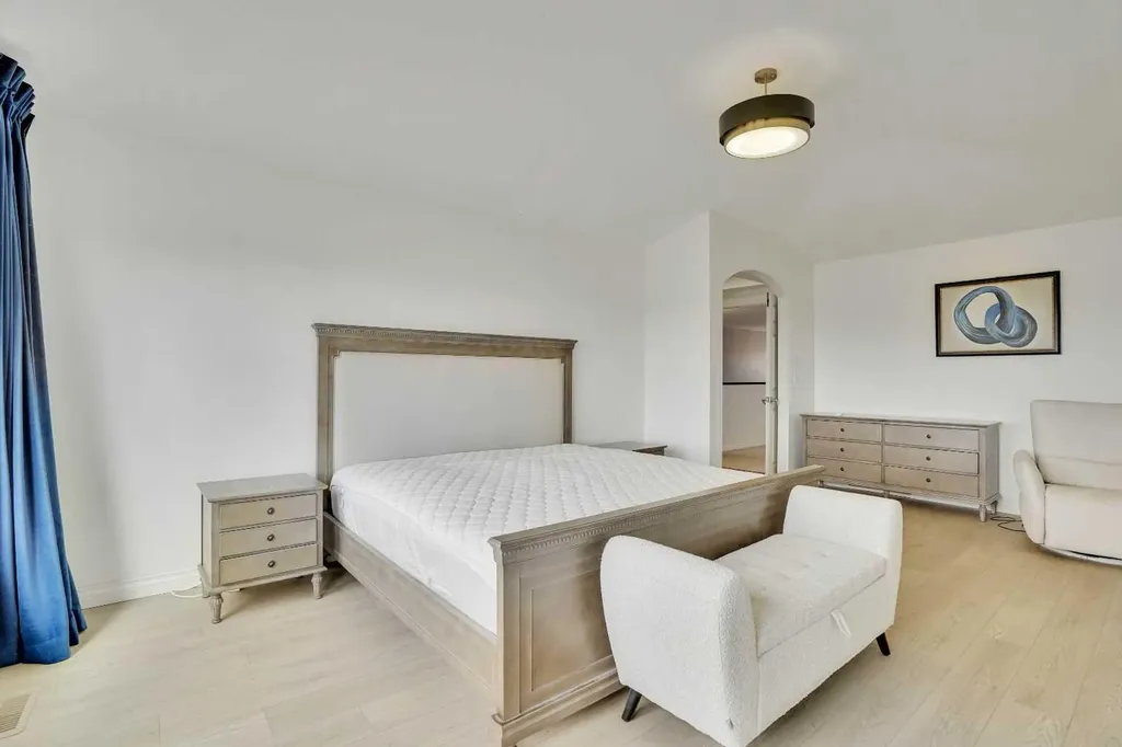 85 Evansborough Way NW Calgary AB t3p 0m6