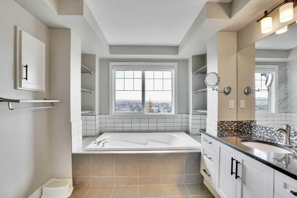 85 Evansborough Way NW Calgary AB t3p 0m6