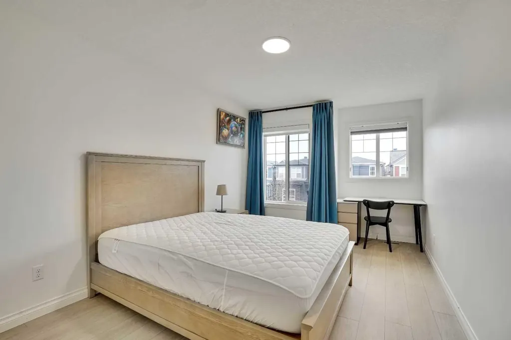 85 Evansborough Way NW Calgary AB t3p 0m6