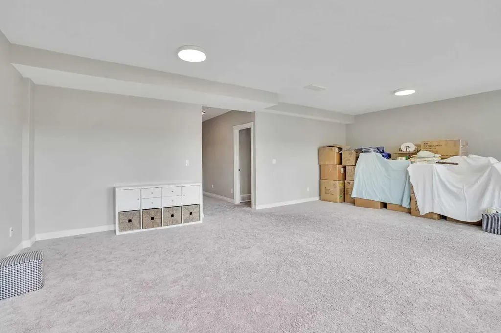 85 Evansborough Way NW Calgary AB t3p 0m6