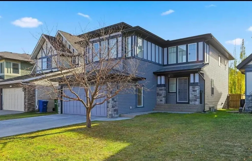 217 Coopers Grove SW Airdrie AB T2B0G4