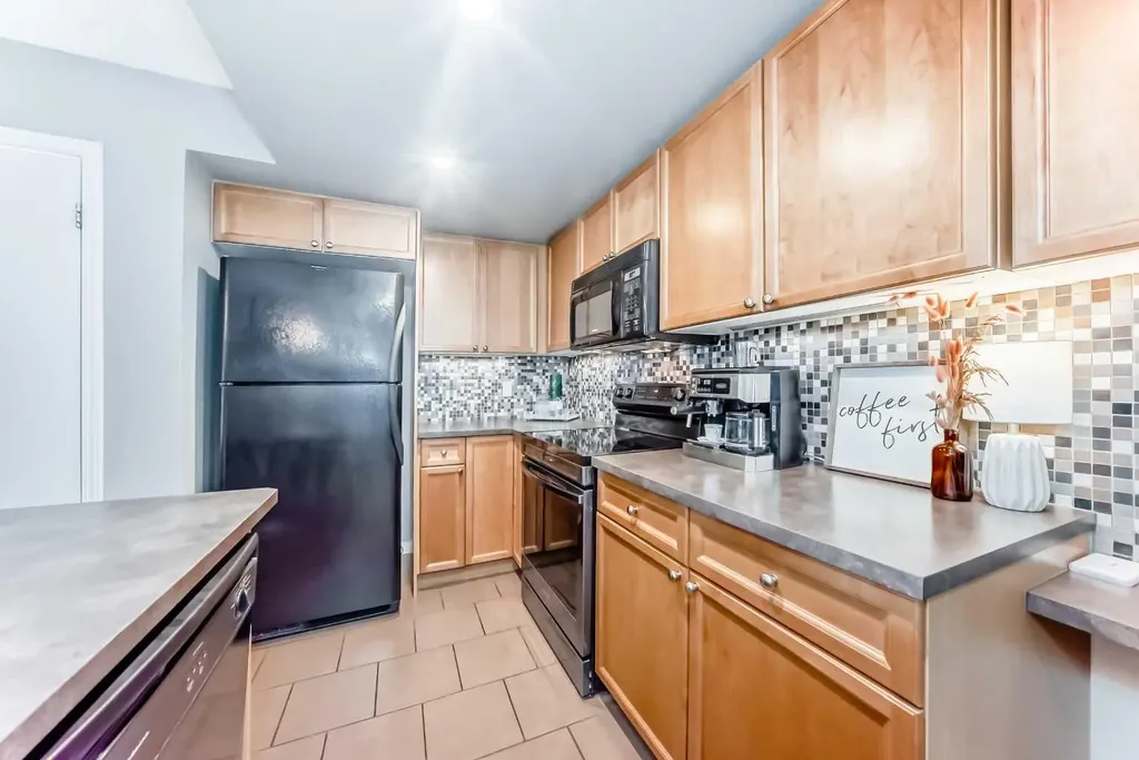 138 Mckenzie Towne Lane SE Calgary AB T2Z0C4