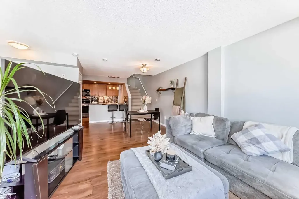 138 Mckenzie Towne Lane SE Calgary AB T2Z0C4