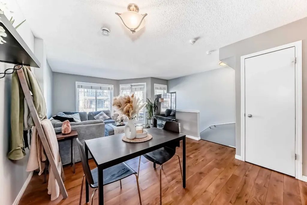 138 Mckenzie Towne Lane SE Calgary AB T2Z0C4