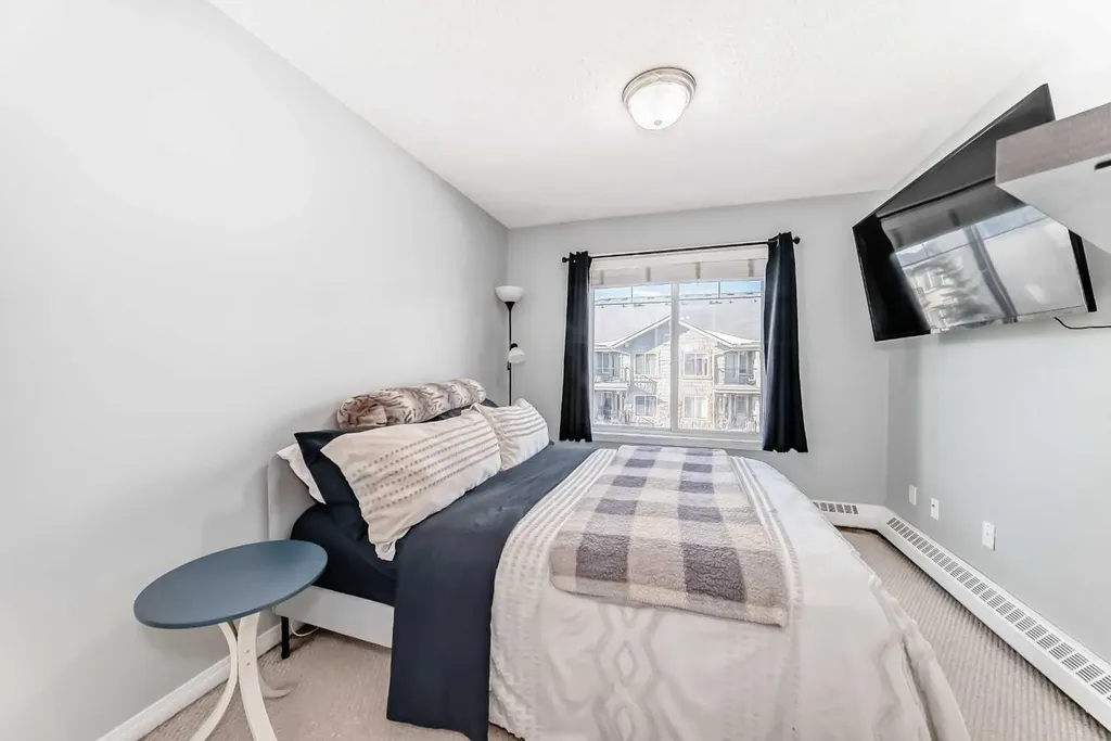 138 Mckenzie Towne Lane SE Calgary AB T2Z0C4