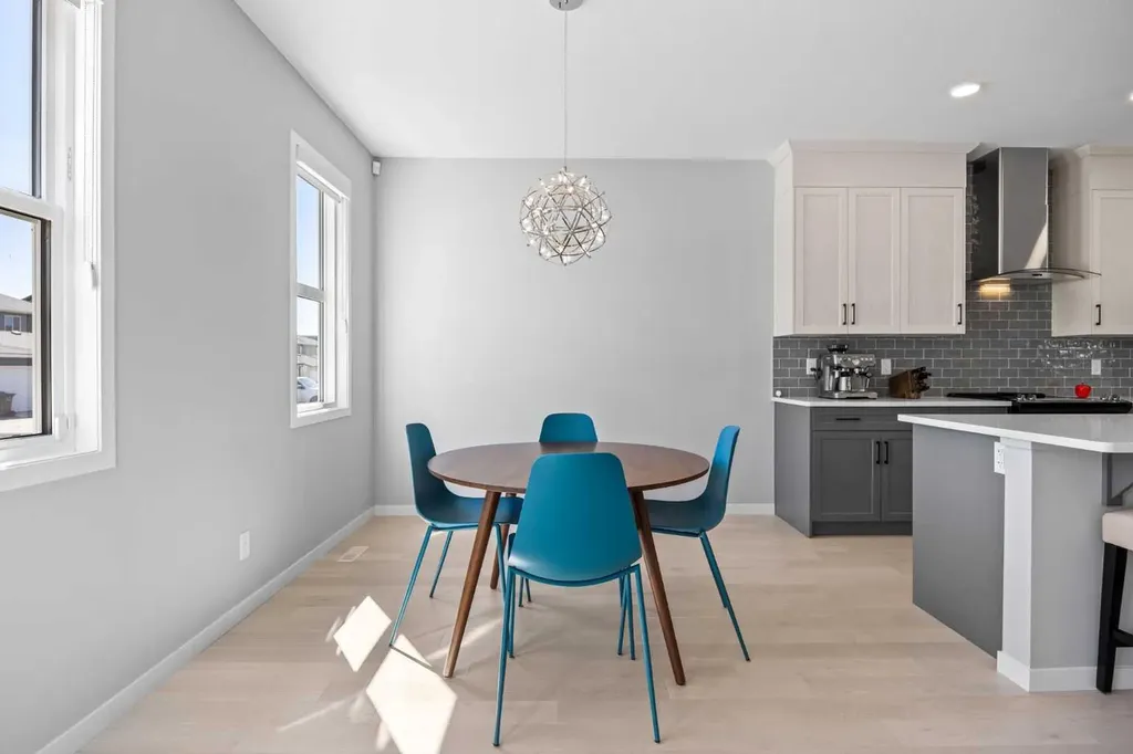 170 Dawson Harbour Rise Chestermere AB T1X 1Z6