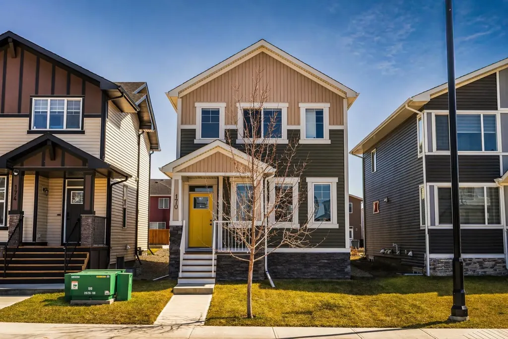 170 Dawson Harbour Rise Chestermere AB T1X 1Z6
