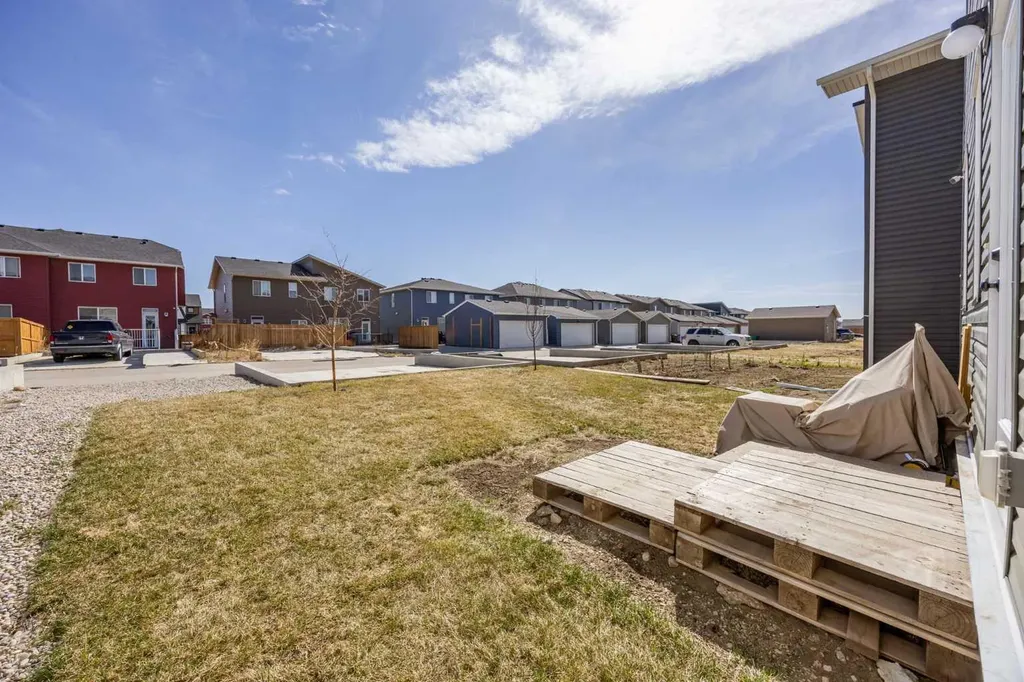 170 Dawson Harbour Rise Chestermere AB T1X 1Z6