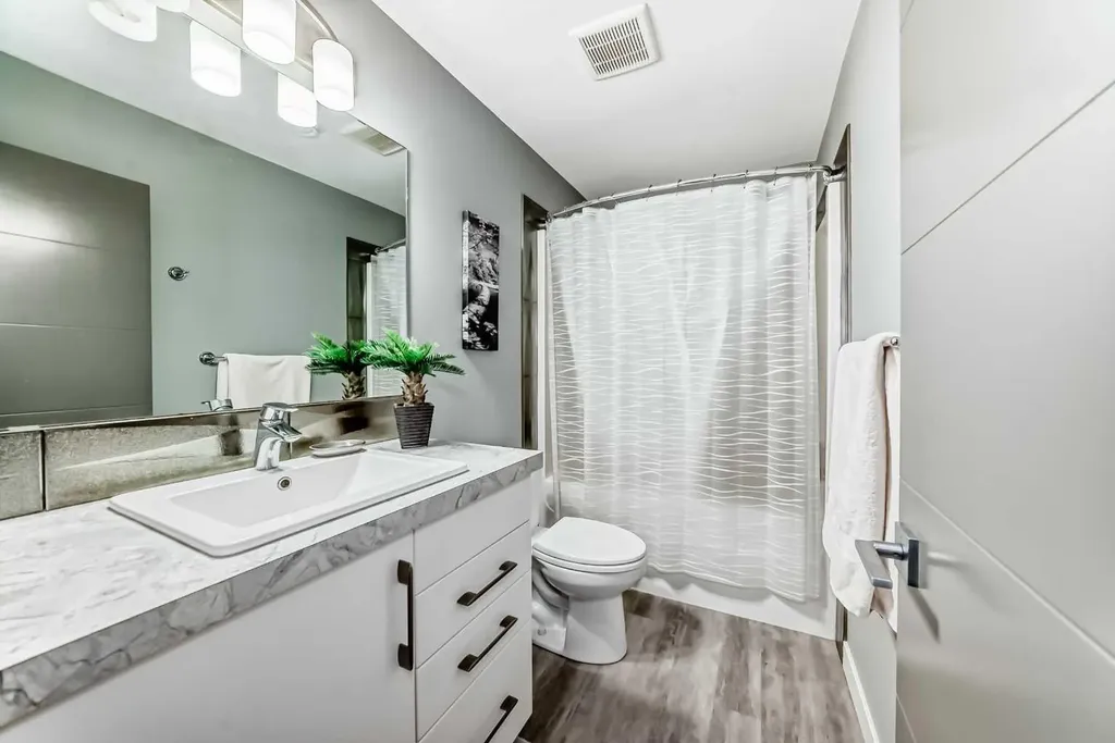4030 40 Street Close Ponoka AB T4J 0A7