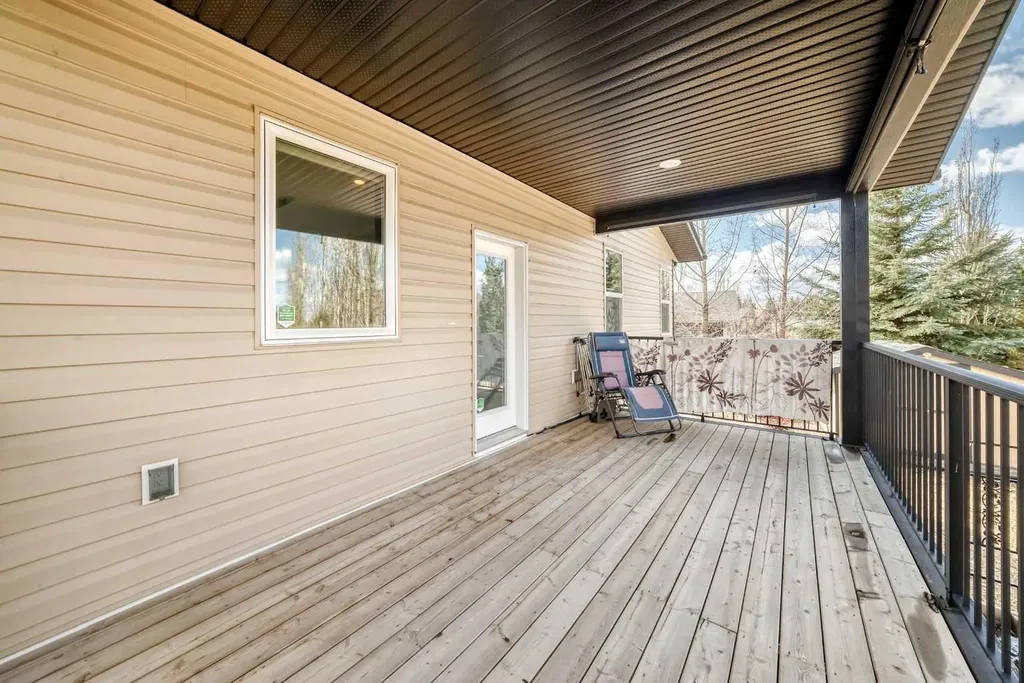 4030 40 Street Close Ponoka AB T4J 0A7