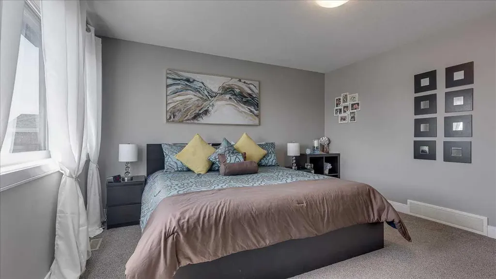 738 Cypress Lane Springbrook AB T4S 0E5