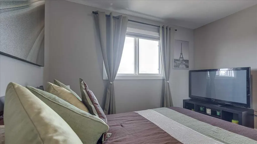 738 Cypress Lane Springbrook AB T4S 0E5